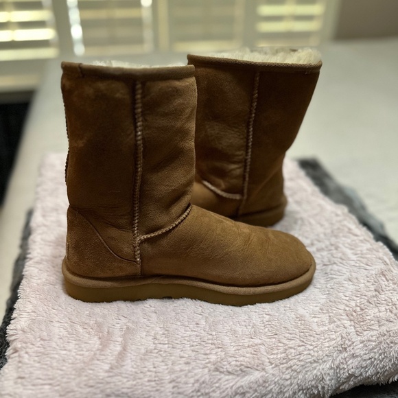 Womens UGG® Classic Short II Boot - Chestnut - Picture 3 of 6